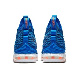 Nike LeBron 15 - Design Distinctif Héritage de LeBron James
