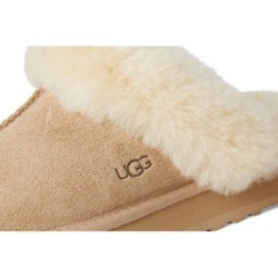 UGG Disquette B0DRDRHVG2 - Un Chausson au Design Ergonomic et Stylé
